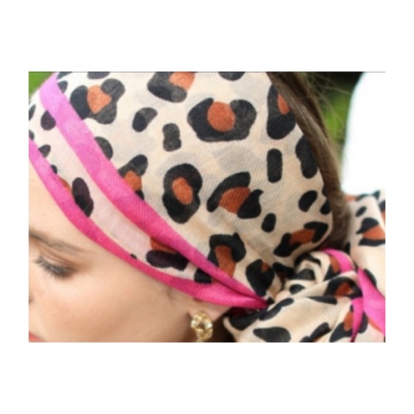 Gorgeous Leopard Print Sarong Swim Cover Up Scarf - Picture 3 of 5